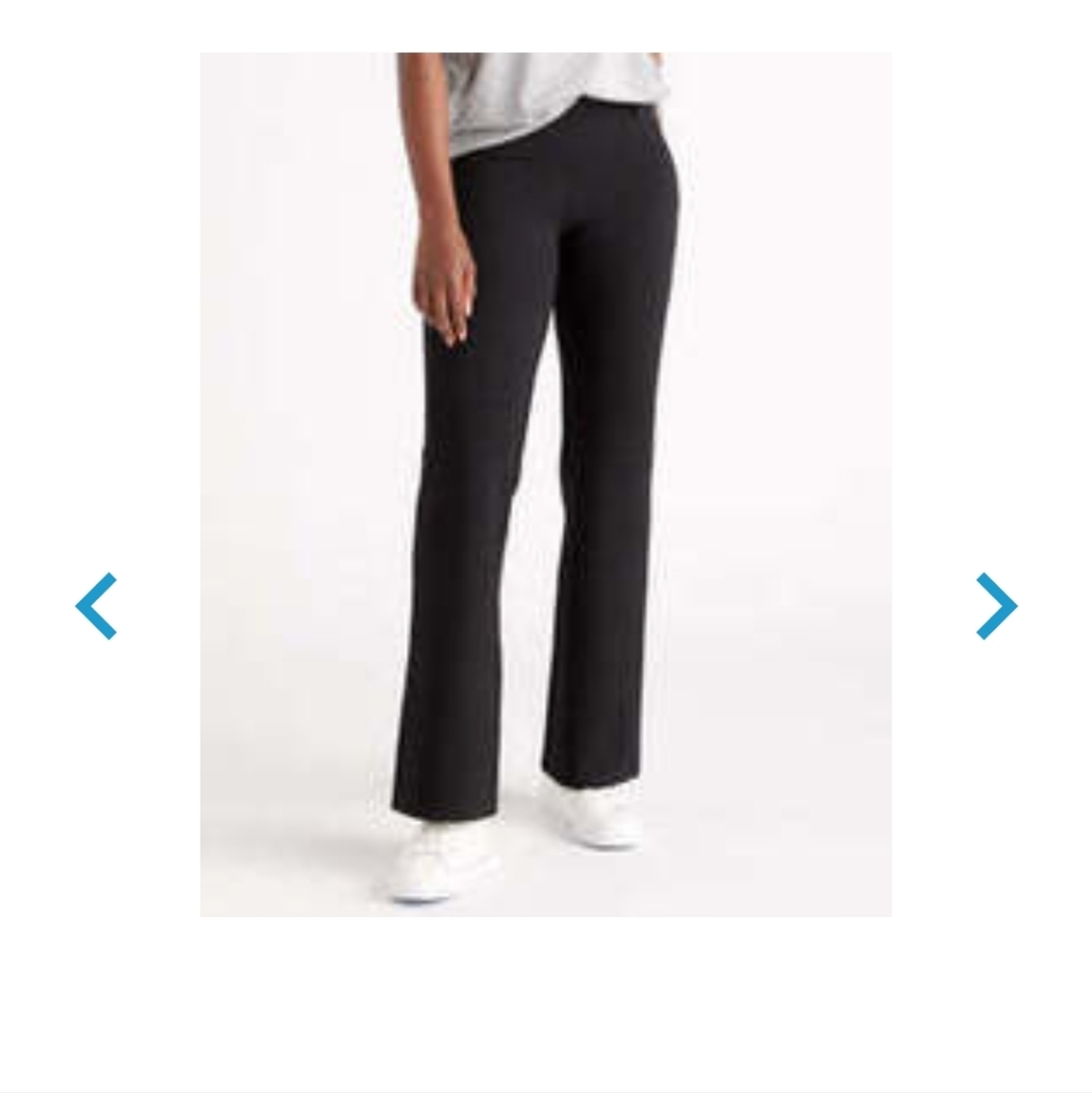 Quince- Ultra stretch pointe  Black Boot Cut Knit Pants- NWT - M